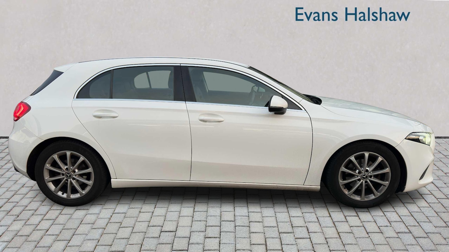 Used Mercedes-Benz A-Class 2018 for sale - 76488073: Photo 3