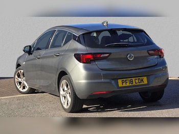 Used Vauxhall Astra 2018 for sale - 76141880: Photo