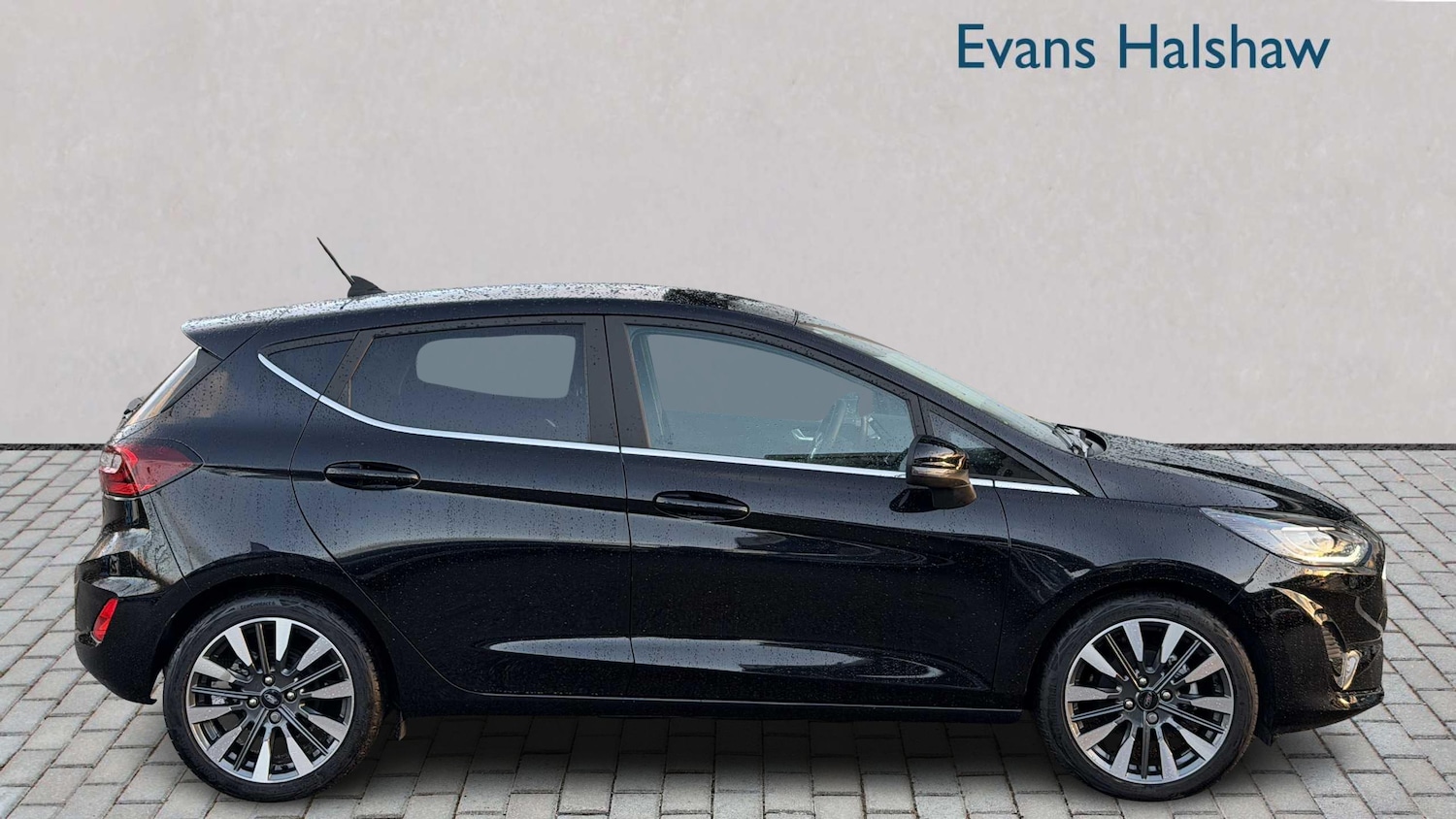 Used Ford Fiesta for sale - 77257304: Photo 2