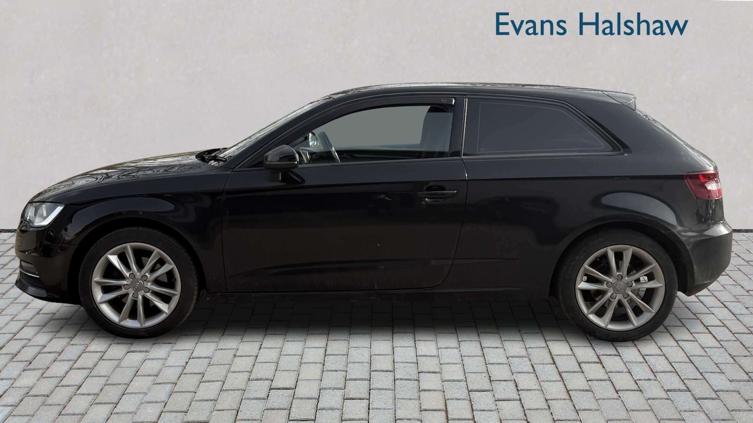 Used Audi A3 2014 for sale - 77811102: Photo 3