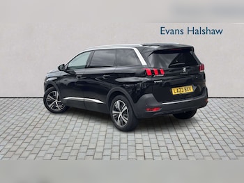Used Peugeot 5008 2023 for sale - 78678880: Photo