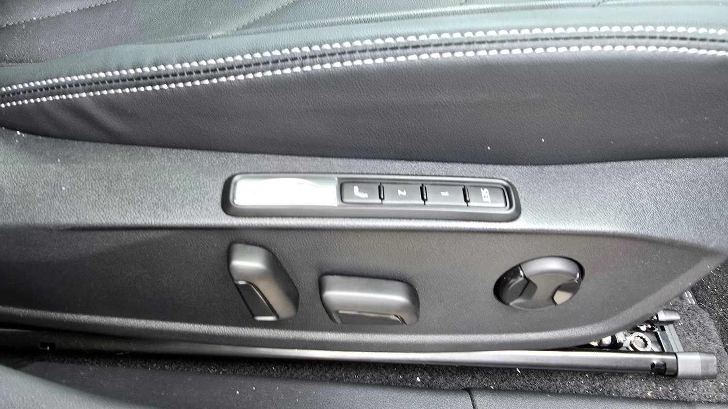 Used Ford Explorer 2025 for sale - 76488039: Photo 29