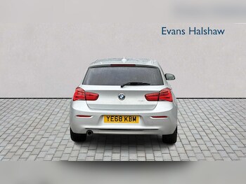 Used BMW 1 Series 2018 for sale - 77842463: Photo