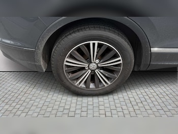 Used Volkswagen Tiguan 2018 for sale - 78967644: Photo