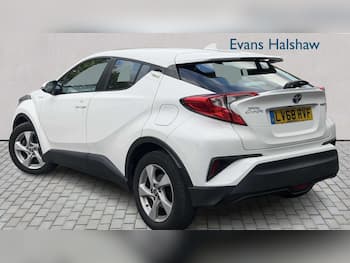 Used Toyota C-HR 2018 for sale - 79810881: Photo