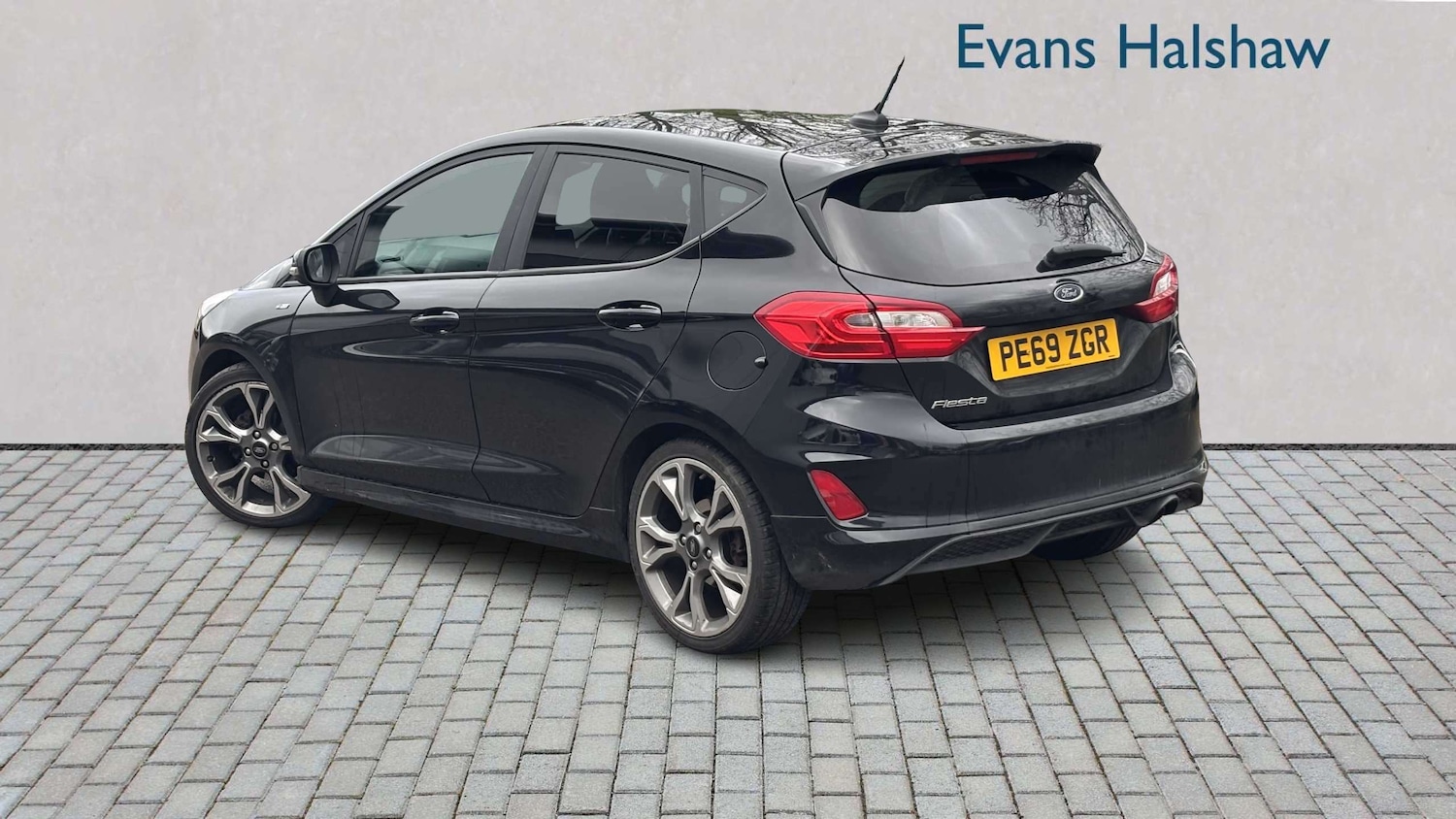 Used Ford Fiesta 2019 for sale - 78104417: Photo 2