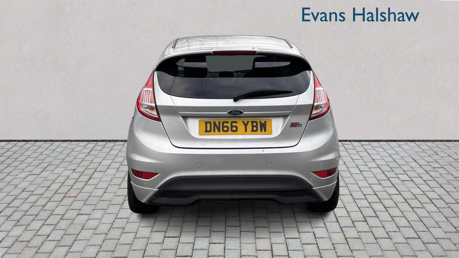 Used Ford Fiesta 2016 for sale - 77527055: Photo 3