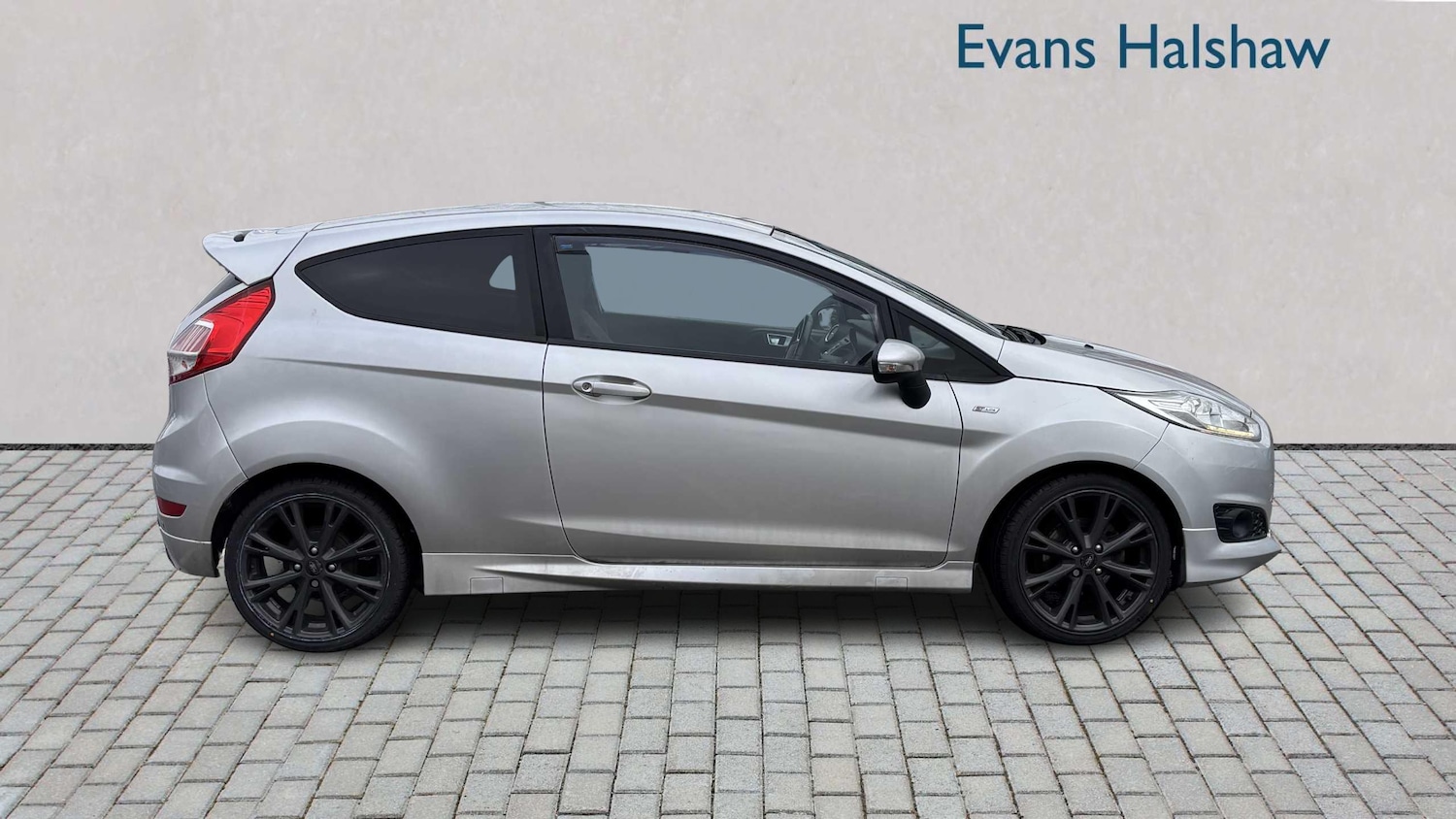 Used Ford Fiesta 2016 for sale - 77527055: Photo 4
