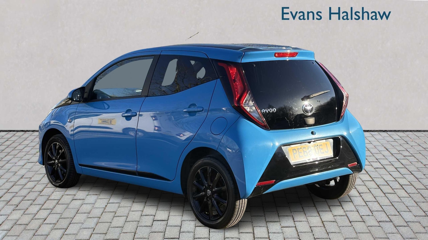 Used Toyota AYGO 2018 for sale - 76774176: Photo 5