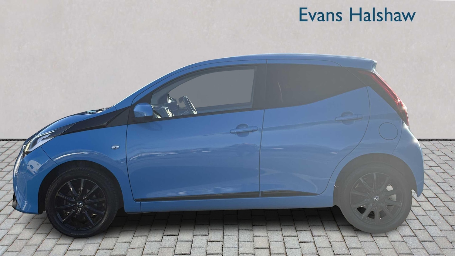 Used Toyota AYGO 2018 for sale - 76774176: Photo 6