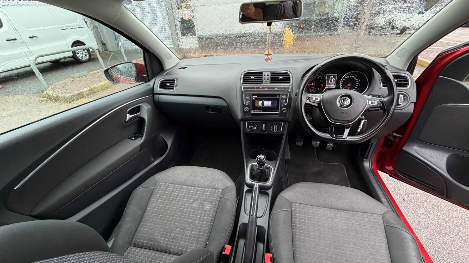 Used Volkswagen Polo 2014 for sale - 77458568: Photo 15