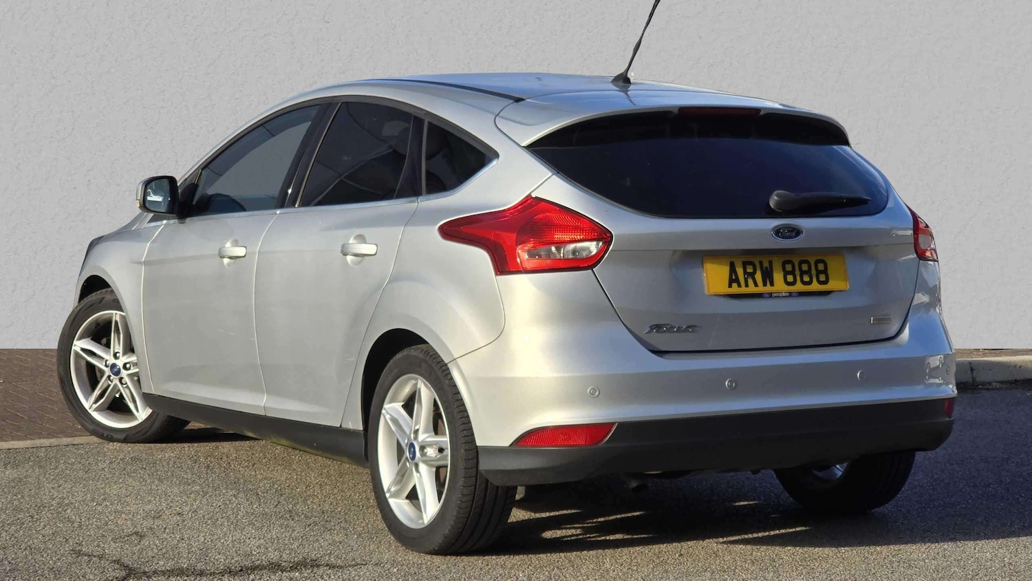 Used Ford Focus 2015 for sale - 76183766: Photo 2