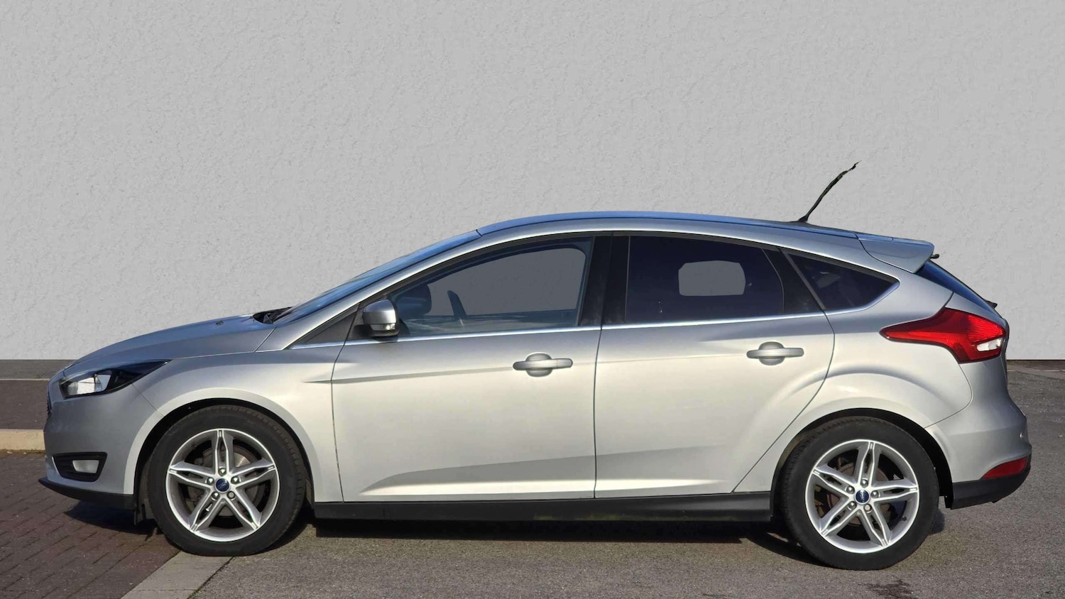 Used Ford Focus 2015 for sale - 76183766: Photo 5