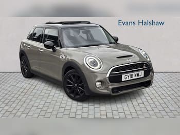Used MINI Hatch 2018 for sale - 79731123: Photo
