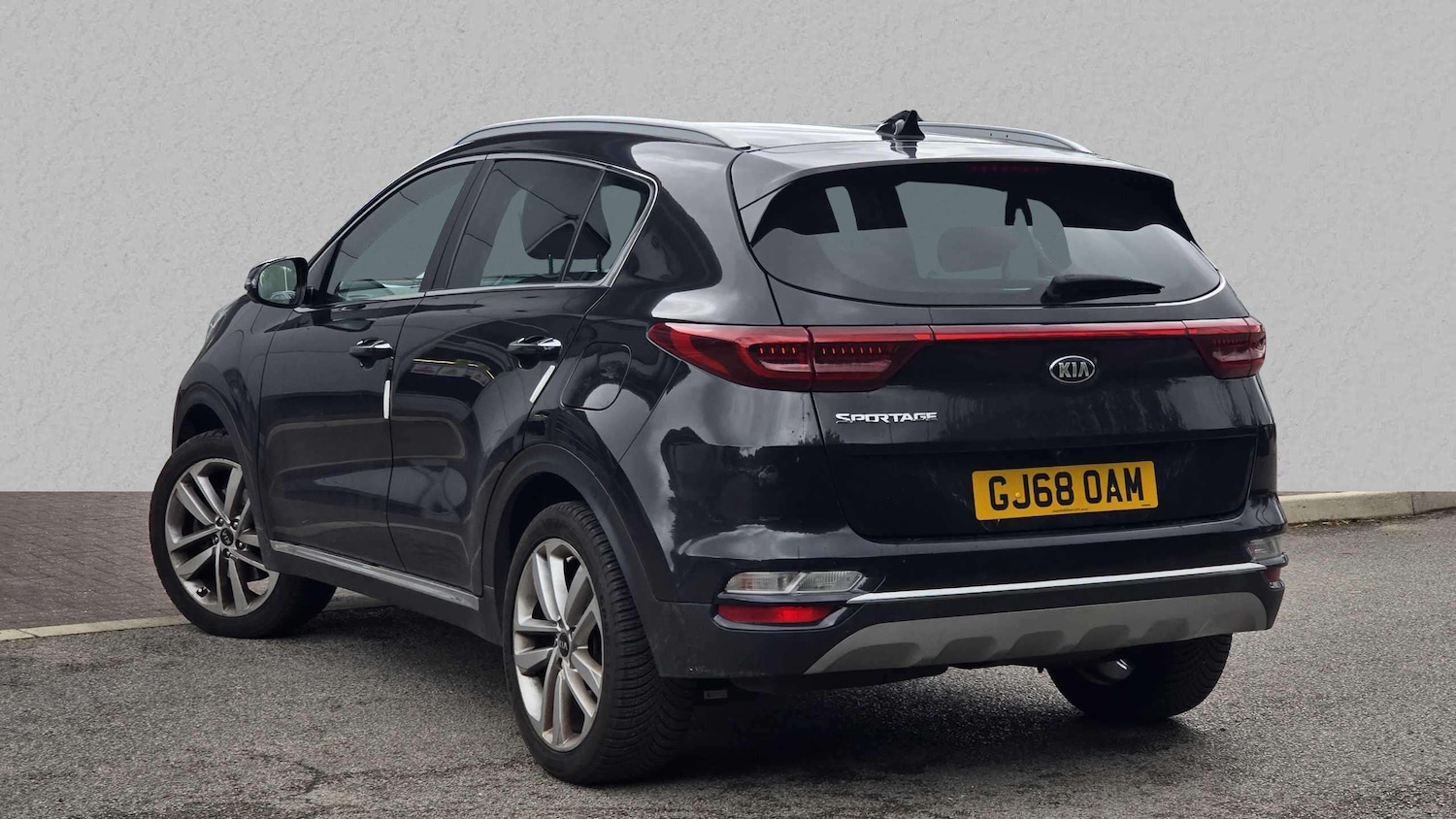 Used Kia Sportage 2018 for sale - 75818896: Photo 2
