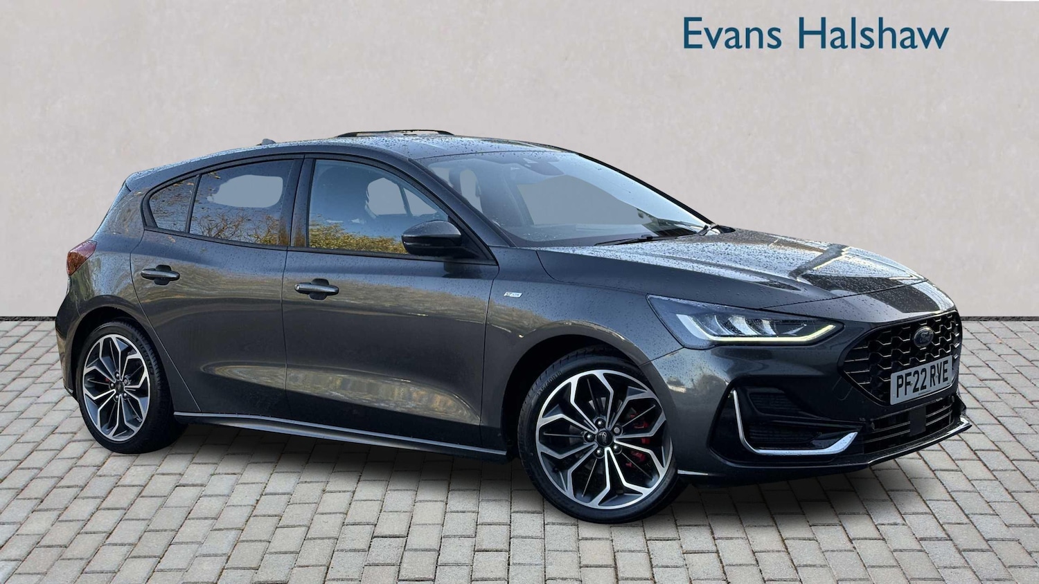 Used Ford Focus 2022 for sale - 76692104: Photo 1