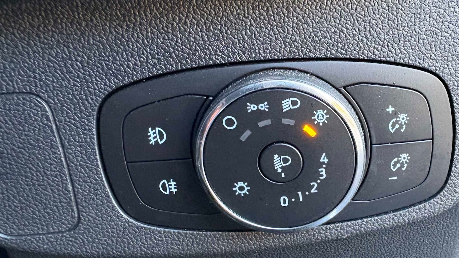 Used Ford Focus 2022 for sale - 76692104: Photo 21