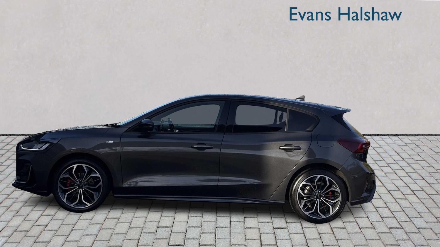 Used Ford Focus 2022 for sale - 76692104: Photo 6