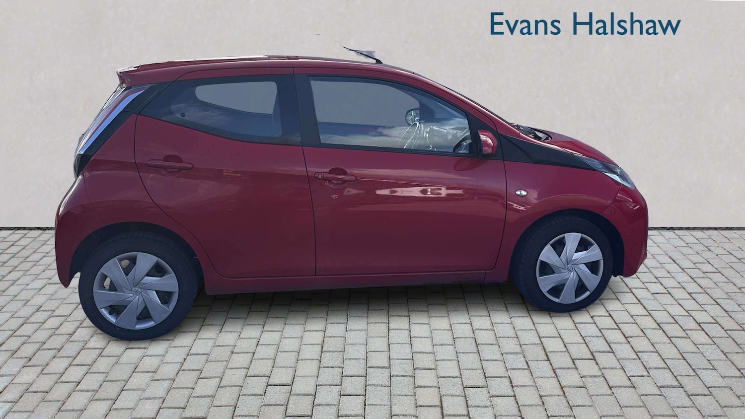 Used Toyota AYGO 2017 for sale - 77928556: Photo 4