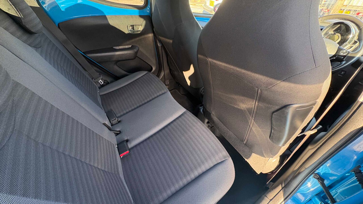 Used Toyota AYGO 2018 for sale - 77373830: Photo 14