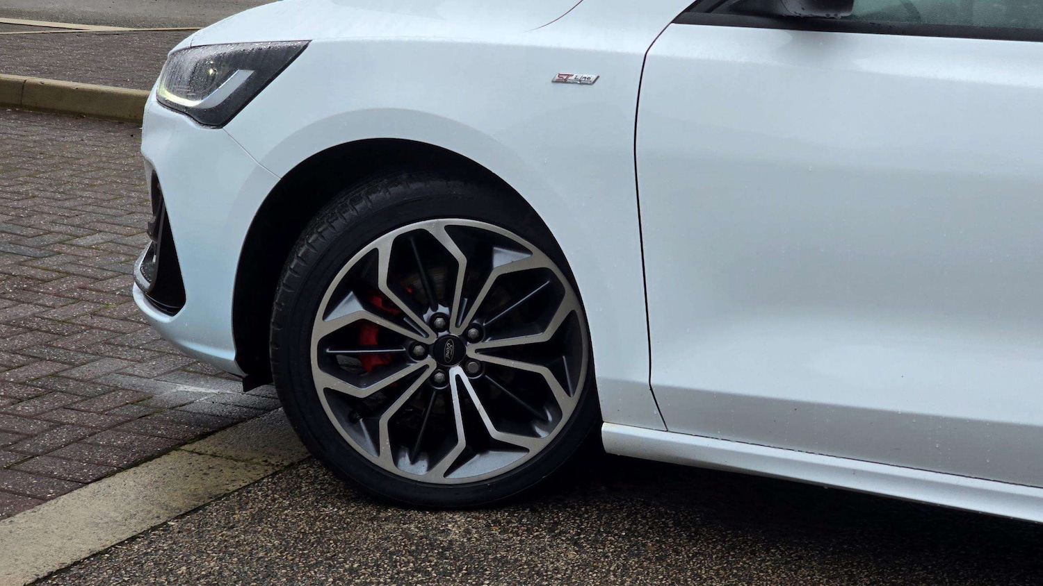 Used Ford Focus 2022 for sale - 76351625: Photo 8