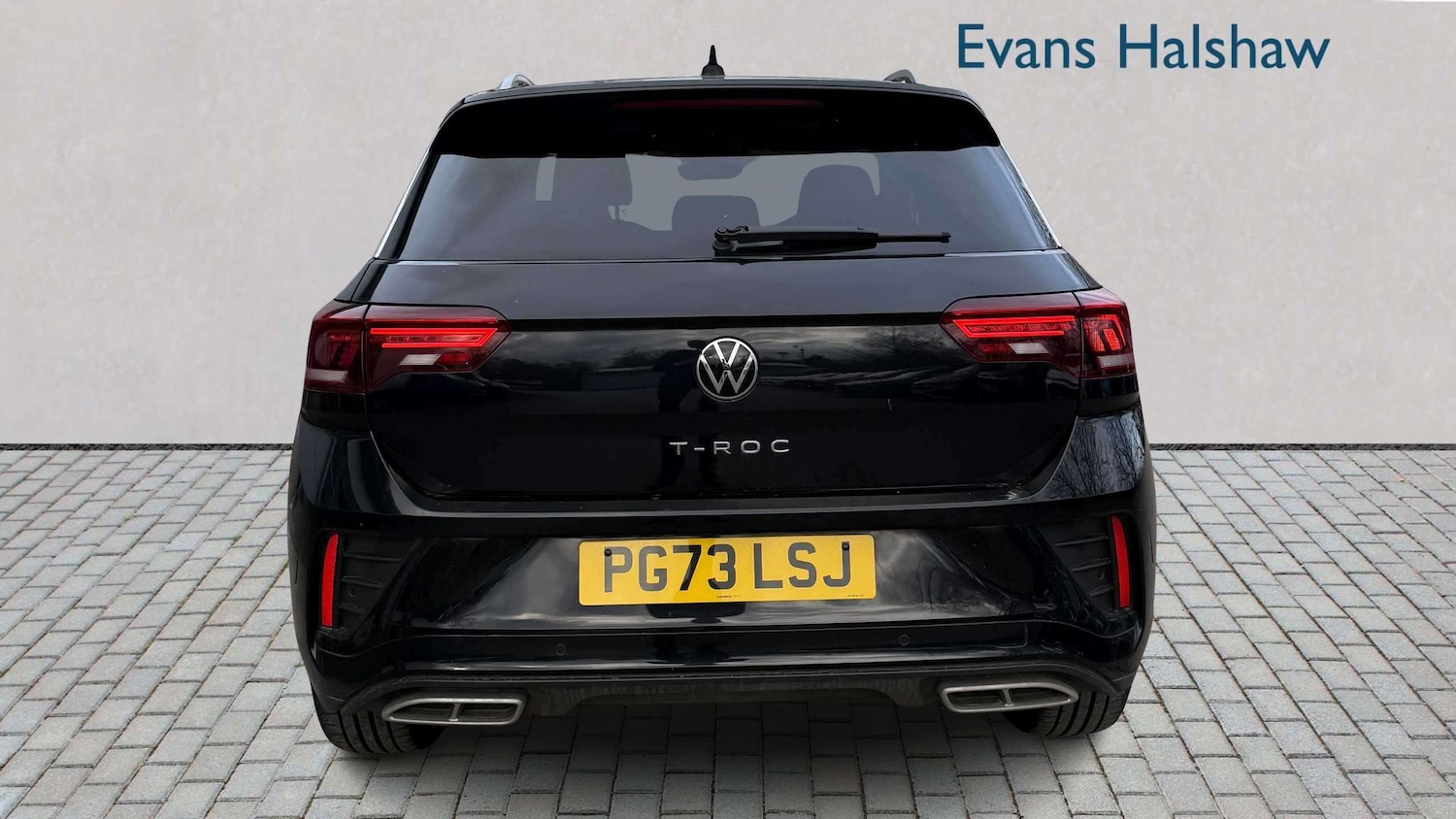 Used Volkswagen T-Roc 2024 for sale - 77756667: Photo 4