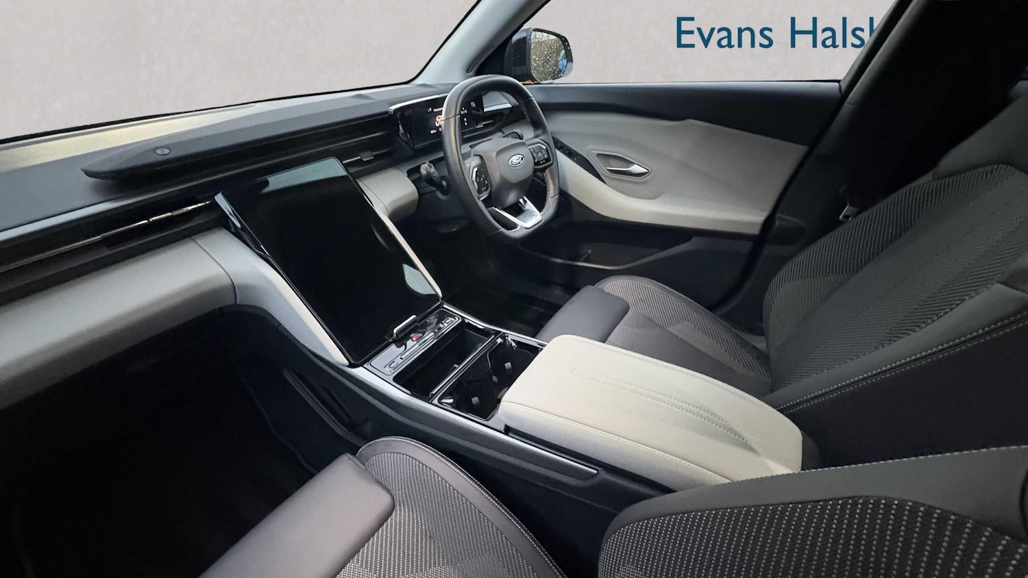 Used Ford Explorer 2024 for sale - 77726670: Photo 17