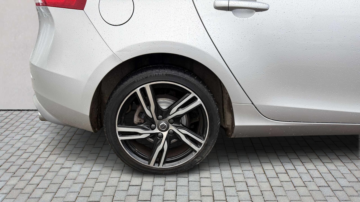 Used Volvo V40 2018 for sale - 77443409: Photo 10