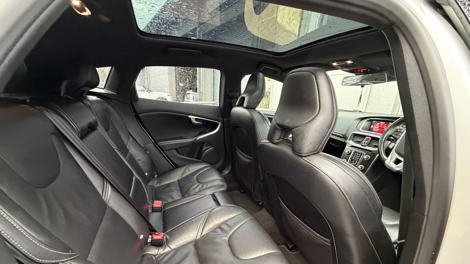 Used Volvo V40 2018 for sale - 77443409: Photo 13