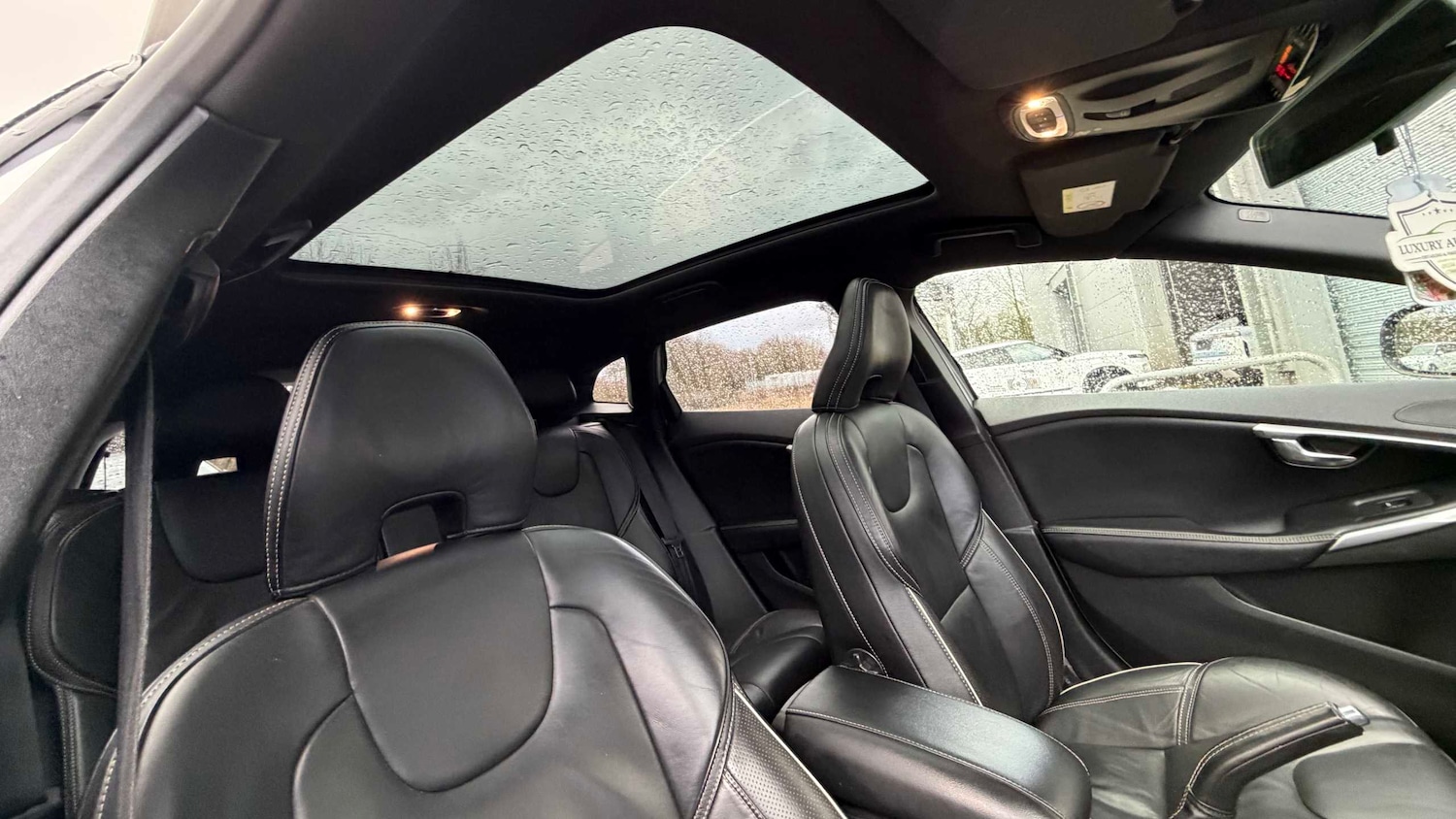 Used Volvo V40 2018 for sale - 77443409: Photo 16