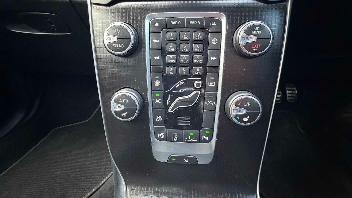 Used Volvo V40 2018 for sale - 77443409: Photo 20