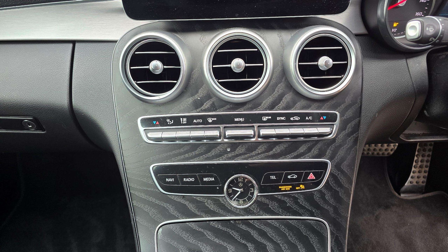 Used Mercedes-Benz C Class 2020 for sale - 77281886: Photo 24