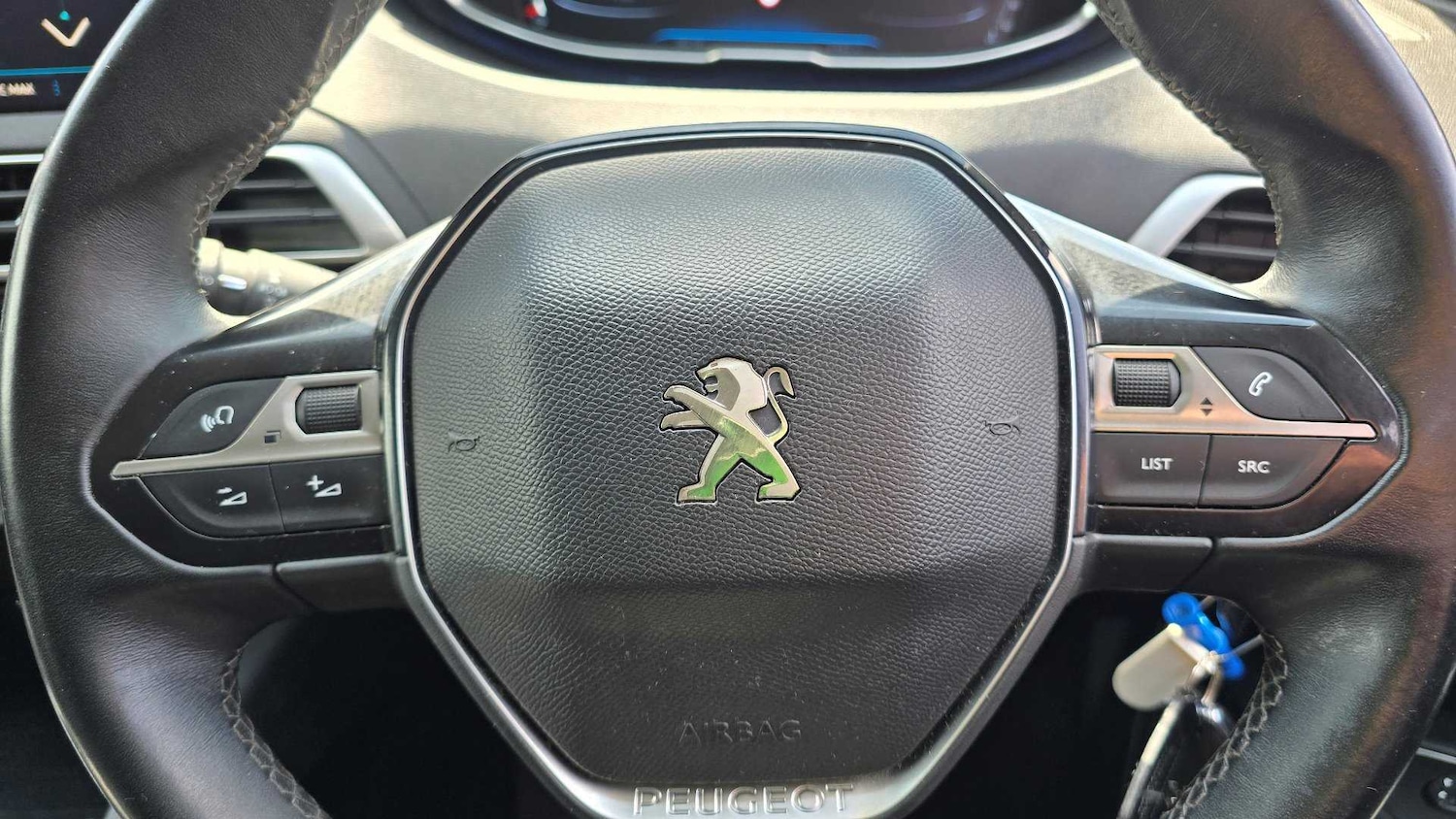 Used Peugeot 3008 2017 for sale - 76087787: Photo 17