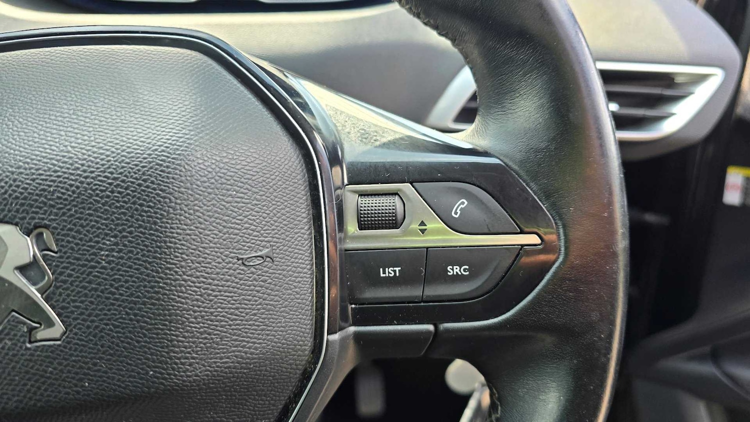 Used Peugeot 3008 2017 for sale - 76087787: Photo 21