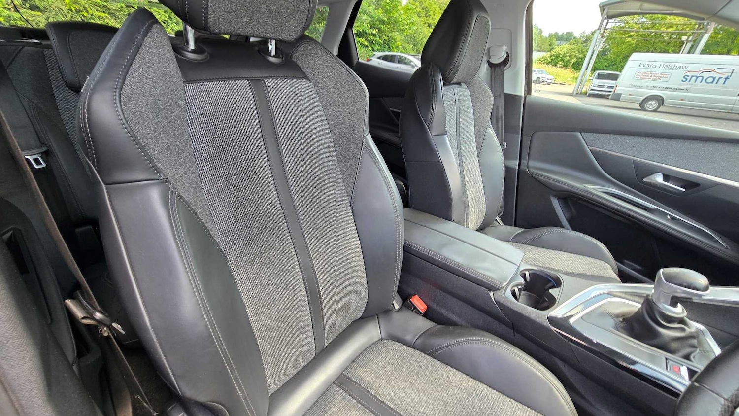Used Peugeot 3008 2017 for sale - 76087787: Photo 29