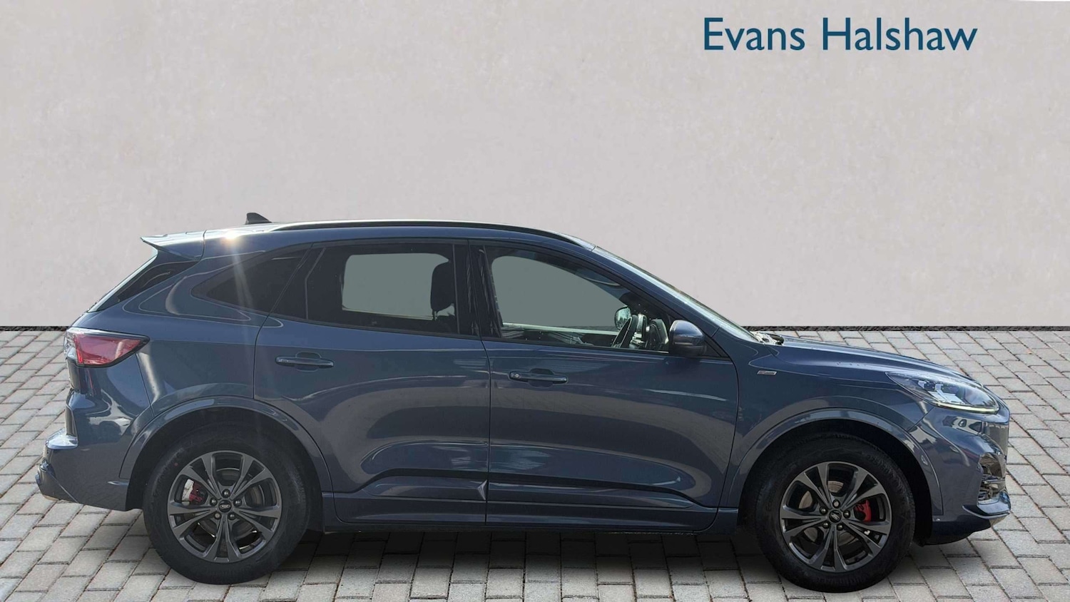 Used Ford Kuga 2022 for sale - 77983325: Photo 2