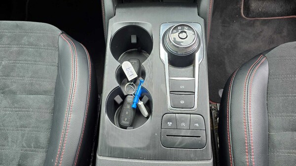 Used Ford Kuga 2022 for sale - 75813044: Photo 31