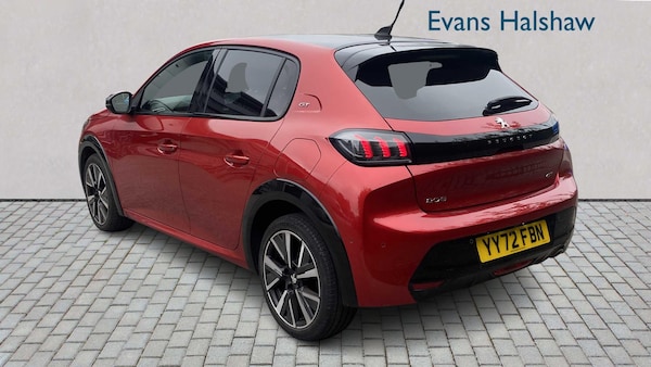 Used Peugeot 208 2022 for sale - 76272157: Photo 2
