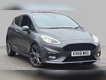 Used Ford Fiesta 2018 for sale - 76141791: Photo