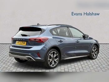 Used Ford Focus 2022 for sale - 76242478: Photo