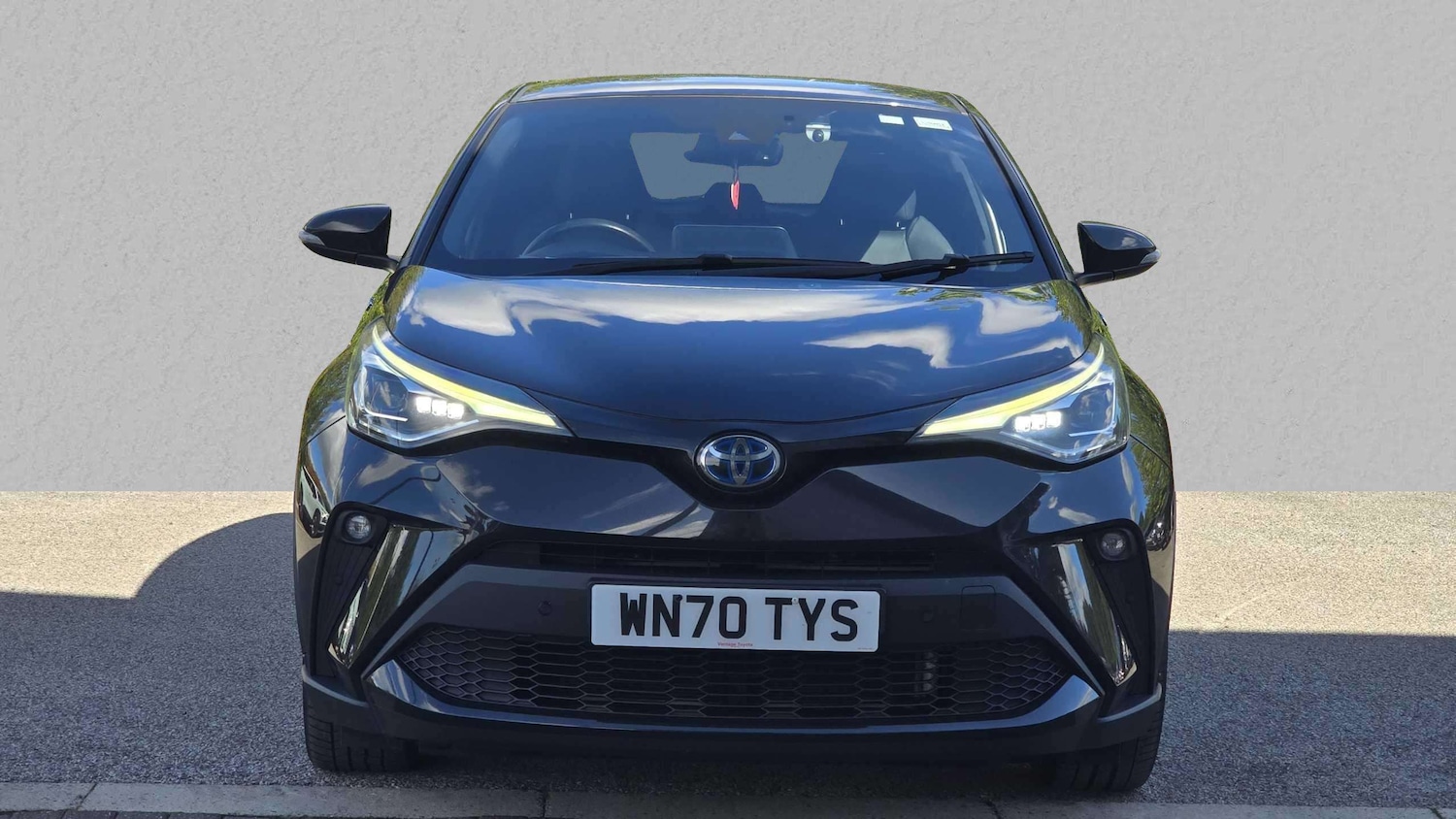Used Toyota C-HR 2020 for sale - 76045027: Photo 2