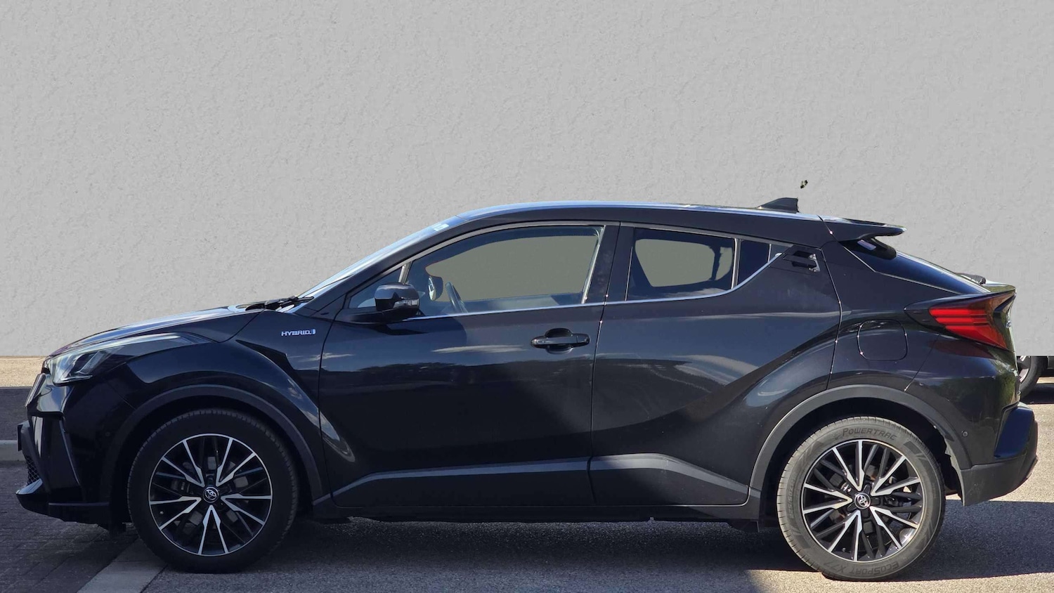Used Toyota C-HR 2020 for sale - 76045027: Photo 4