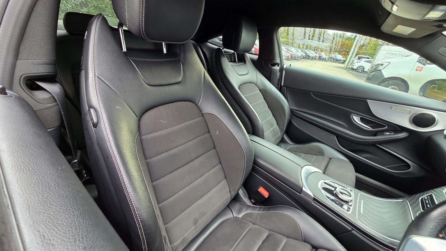 Used Mercedes-Benz C Class 2020 for sale - 76668941: Photo 13