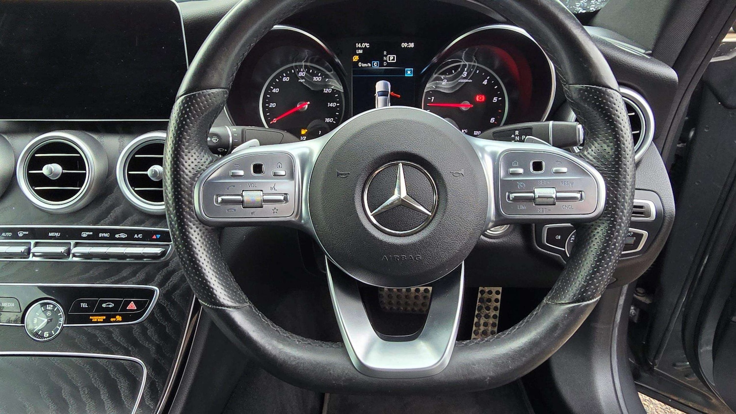 Used Mercedes-Benz C Class 2020 for sale - 76668941: Photo 22