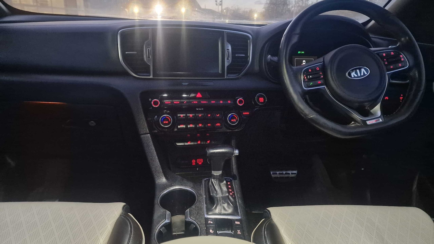 Used Kia Sportage 2017 for sale - 76648796: Photo 5