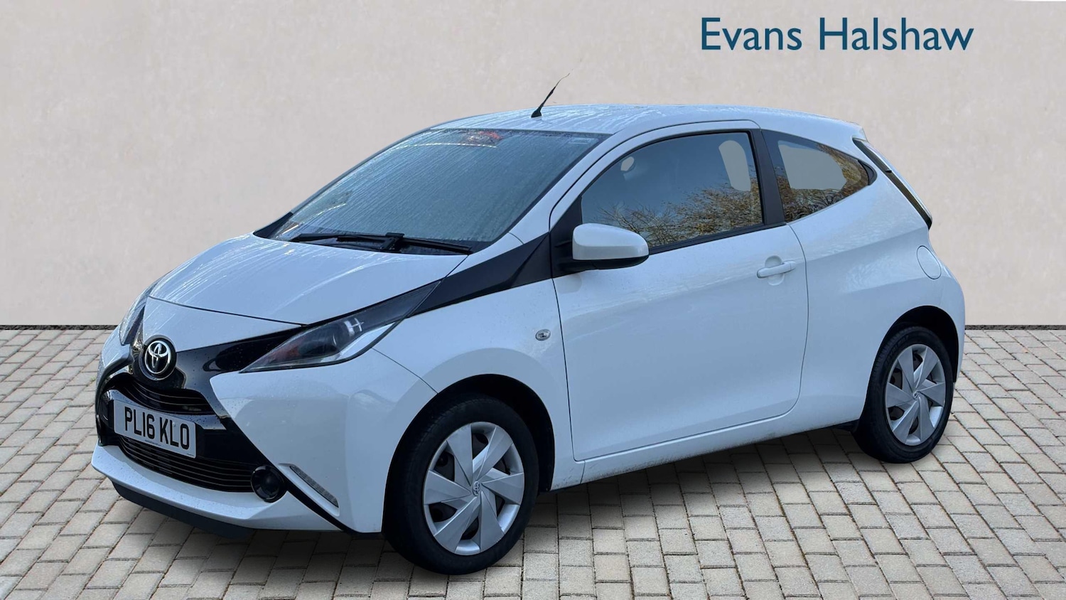 Used Toyota AYGO 2016 for sale - 76648907: Photo 7