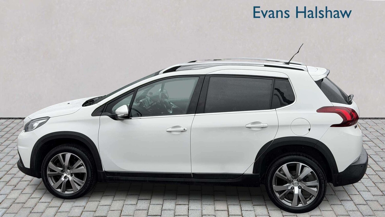 Used Peugeot 2008 2019 for sale - 78187919: Photo 6