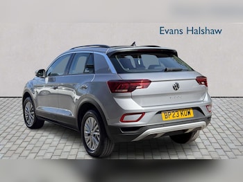 Used Volkswagen T-Roc 2023 for sale - 79455509: Photo