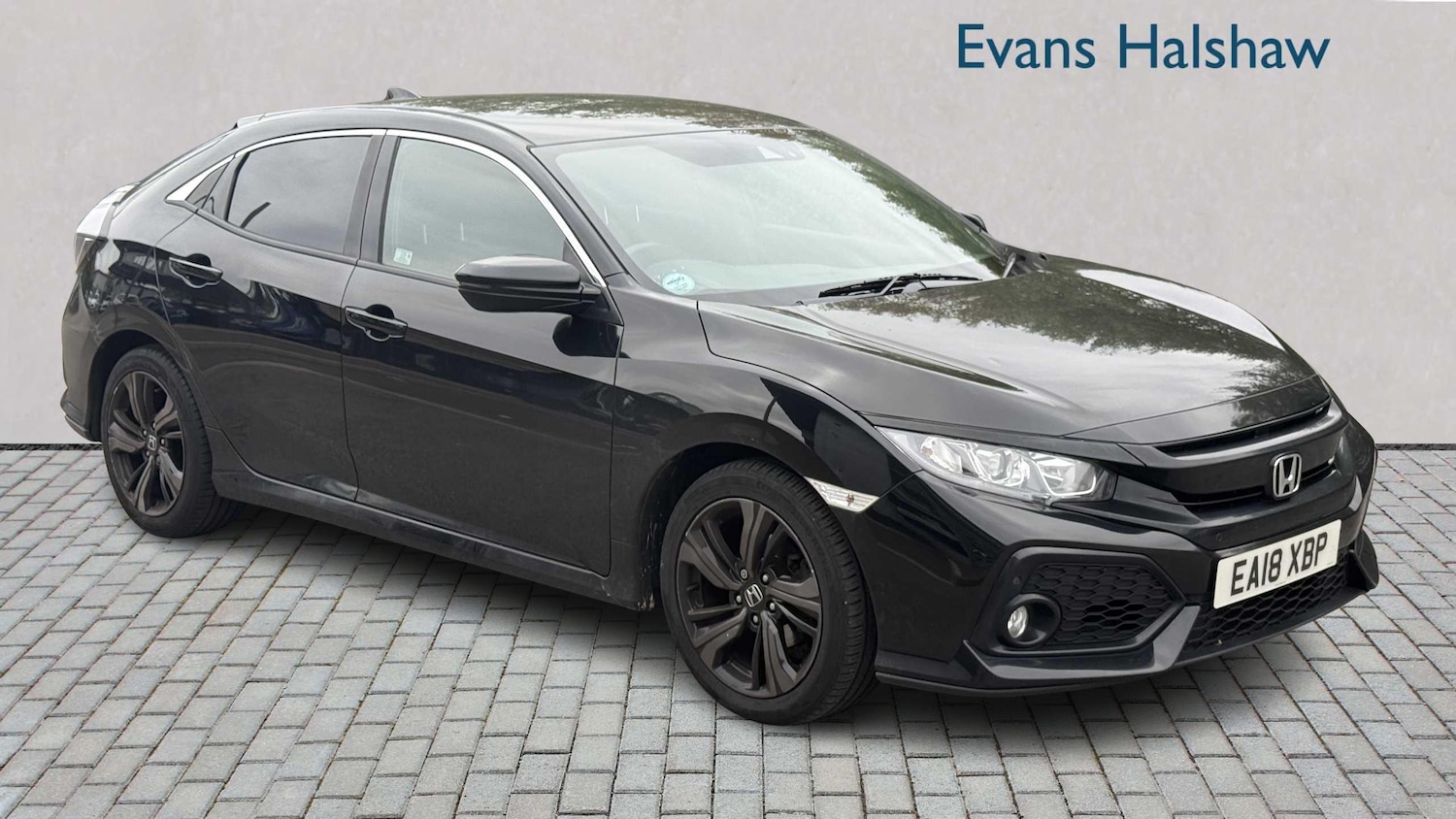 Used Honda Civic 2018 for sale - 76310839: Photo 1