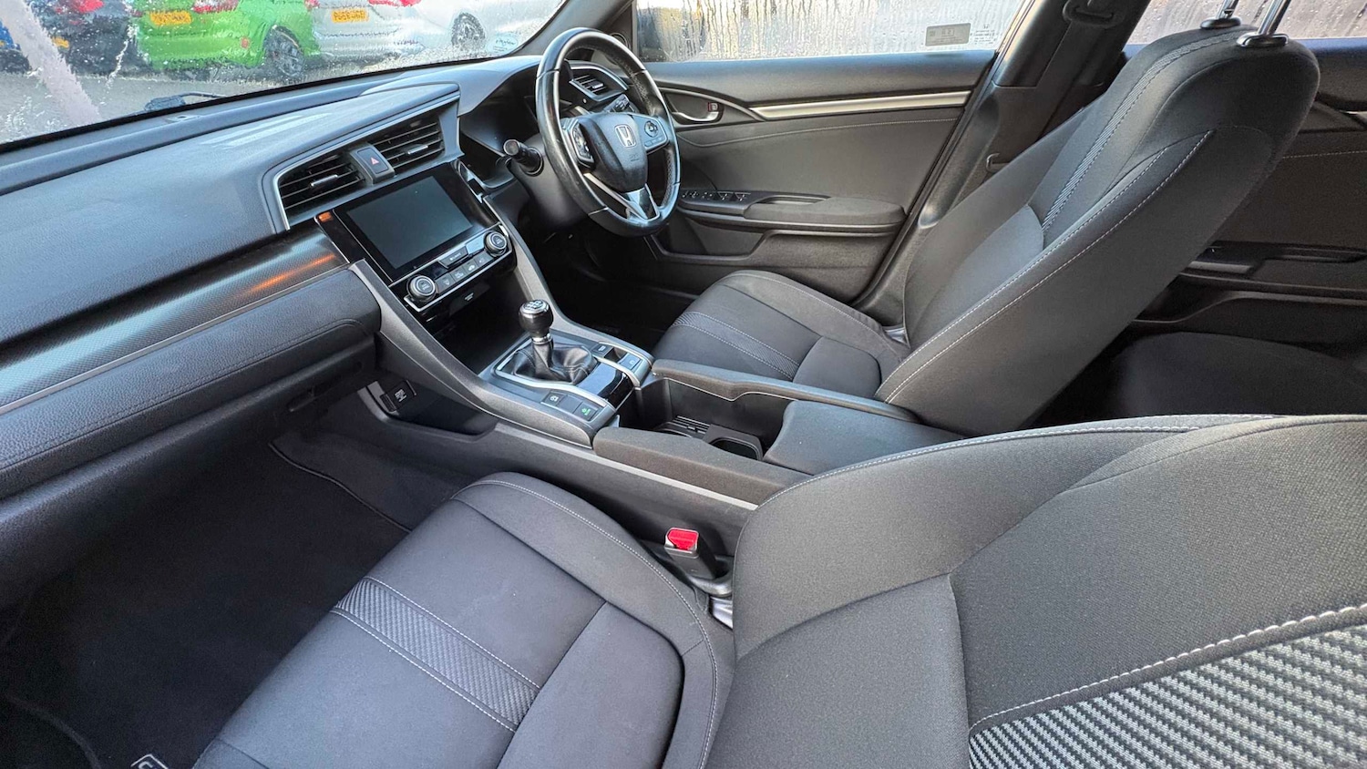 Used Honda Civic 2018 for sale - 76310839: Photo 15